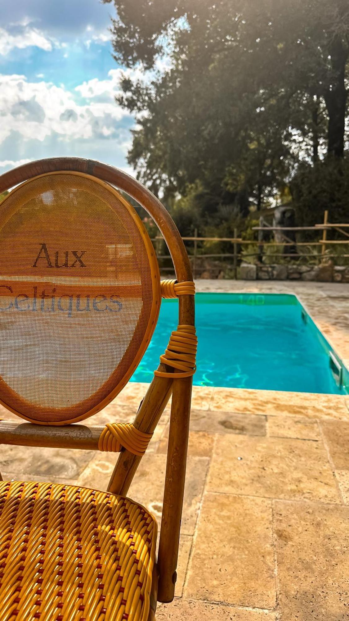 Gite Le Relais De La Diligence Saint-Lazare Екстериор снимка